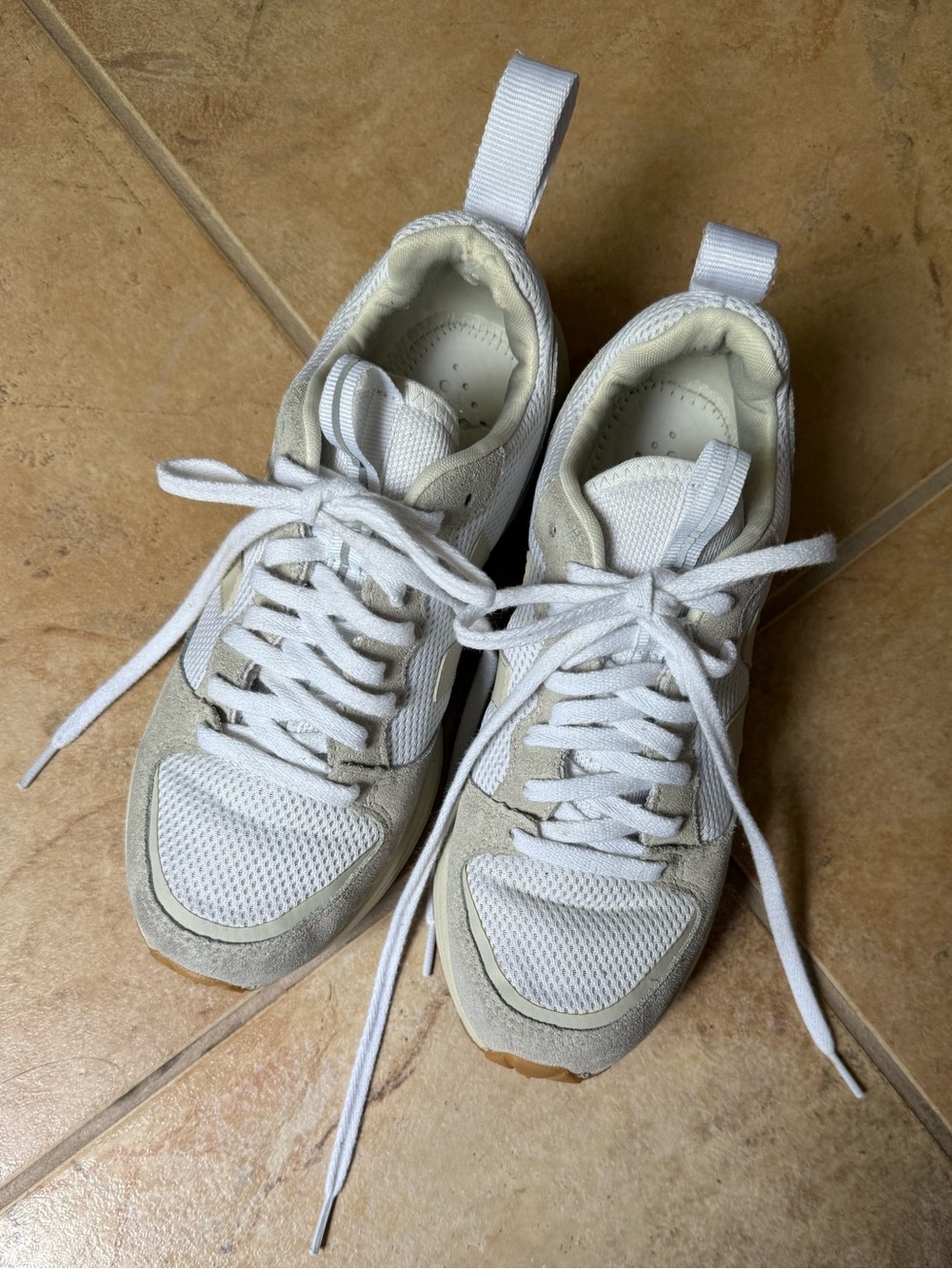 Veja Venturi White/Natural sneakers